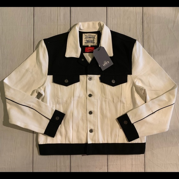 NWT Levi’s Size M Rodeo Boxy Type 3 Trucker Jacket - Picture 10 of 10